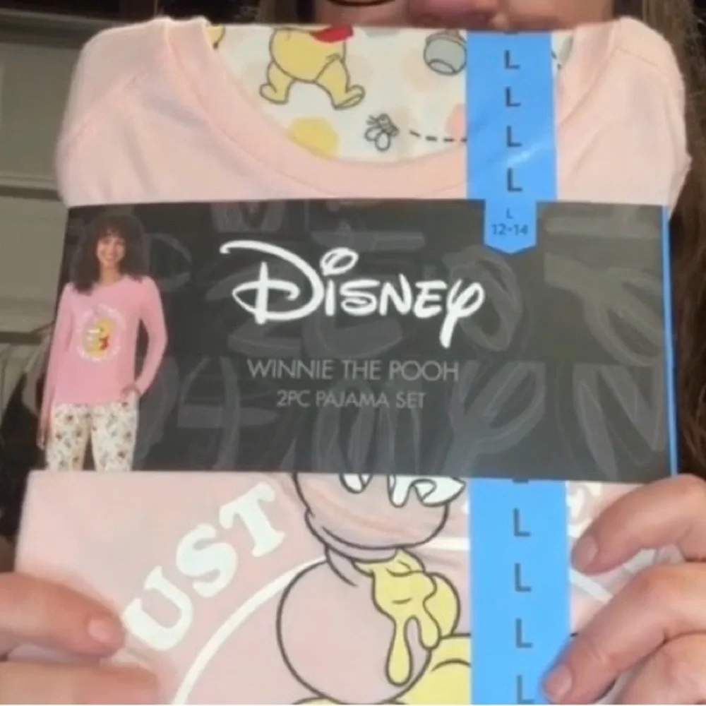 Disney NIP Winnie the Pooh Pink Pajama Set - Picture 2 of 9